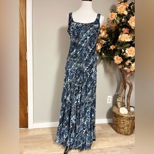 Kasper Blue and White Sleeveless Maxi Dress